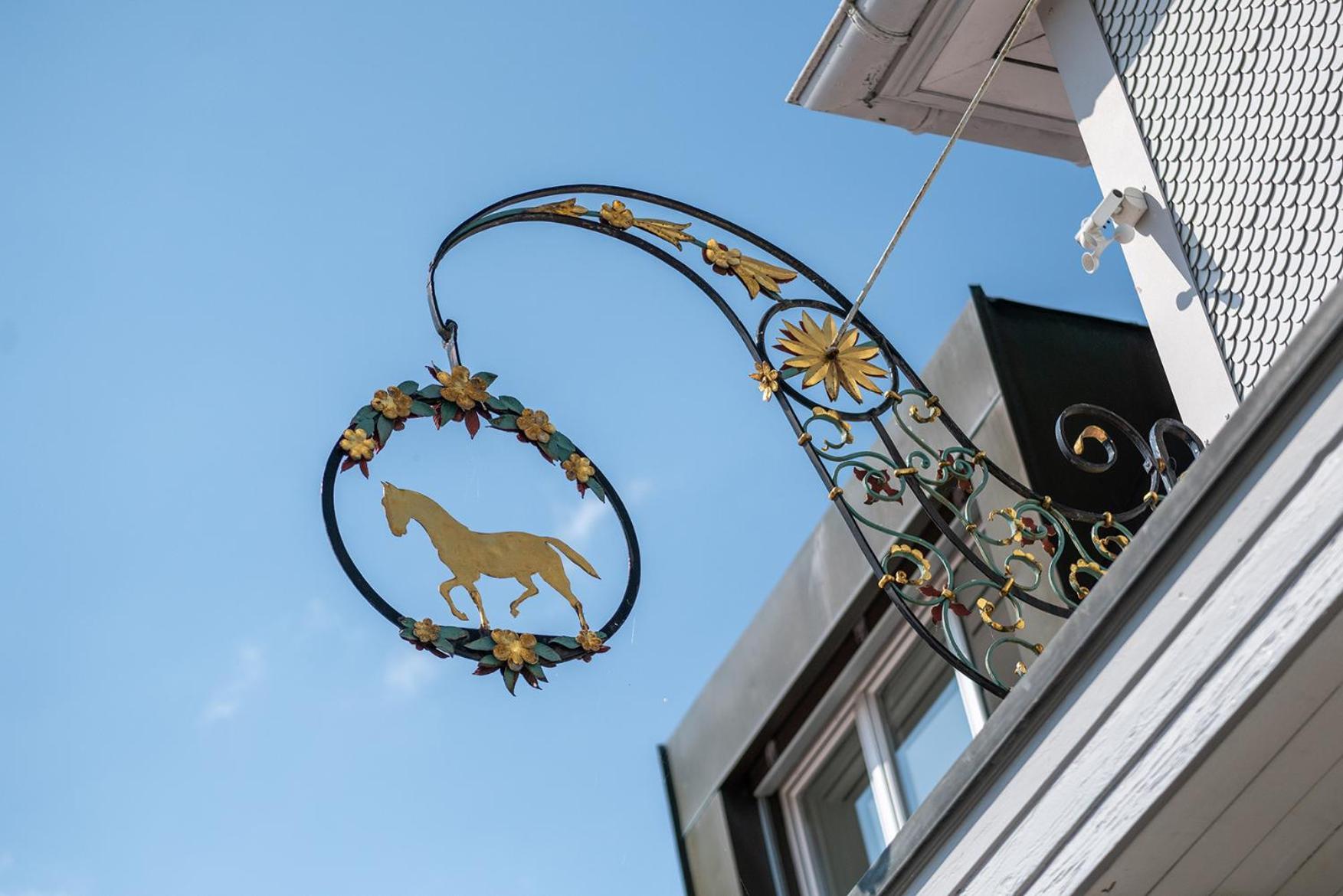 Hotel Garni Roessli Wittenbach Экстерьер фото